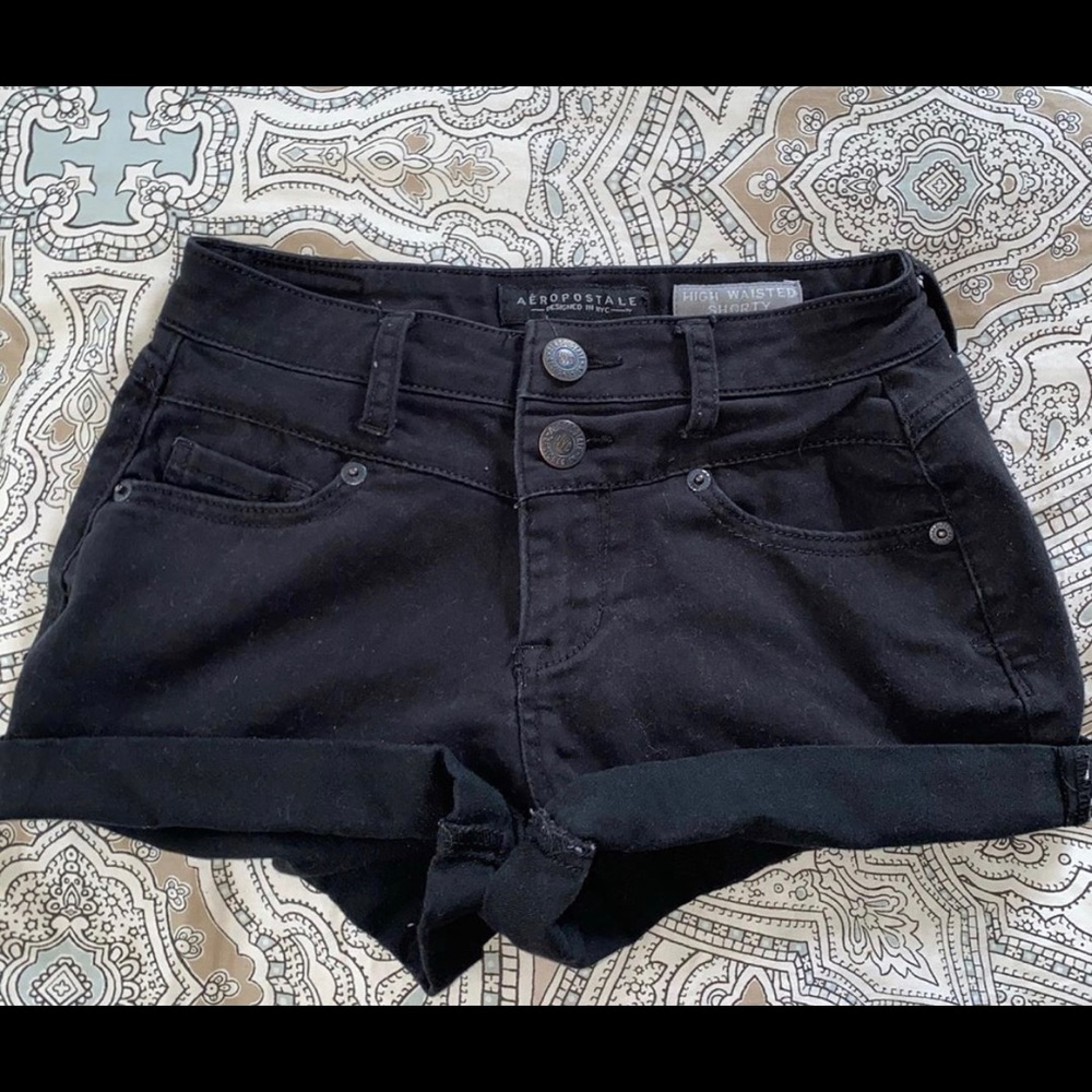 Black aeropostale jean shorts!